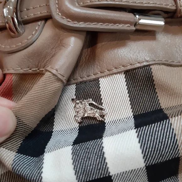 Burberry shoulder bag - Picture 2 of 16